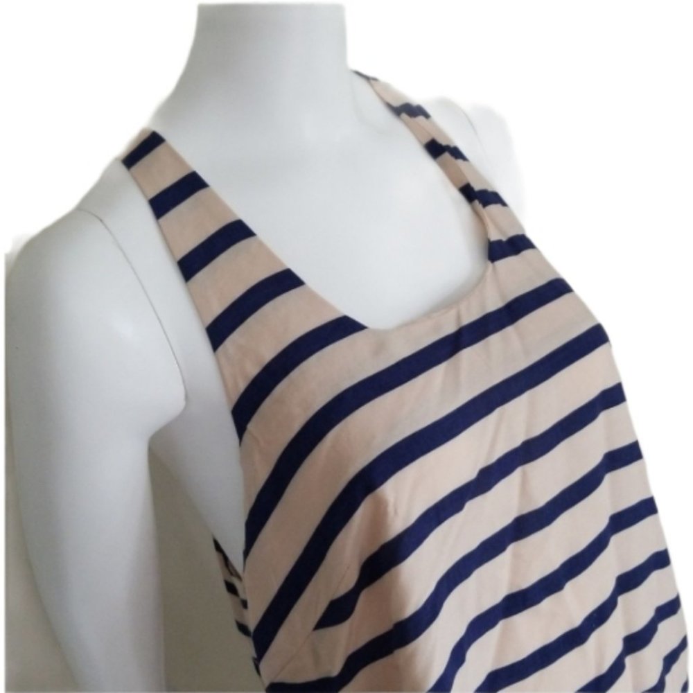 Kenar Top - NWT! Size Medium - Picture 2 of 7